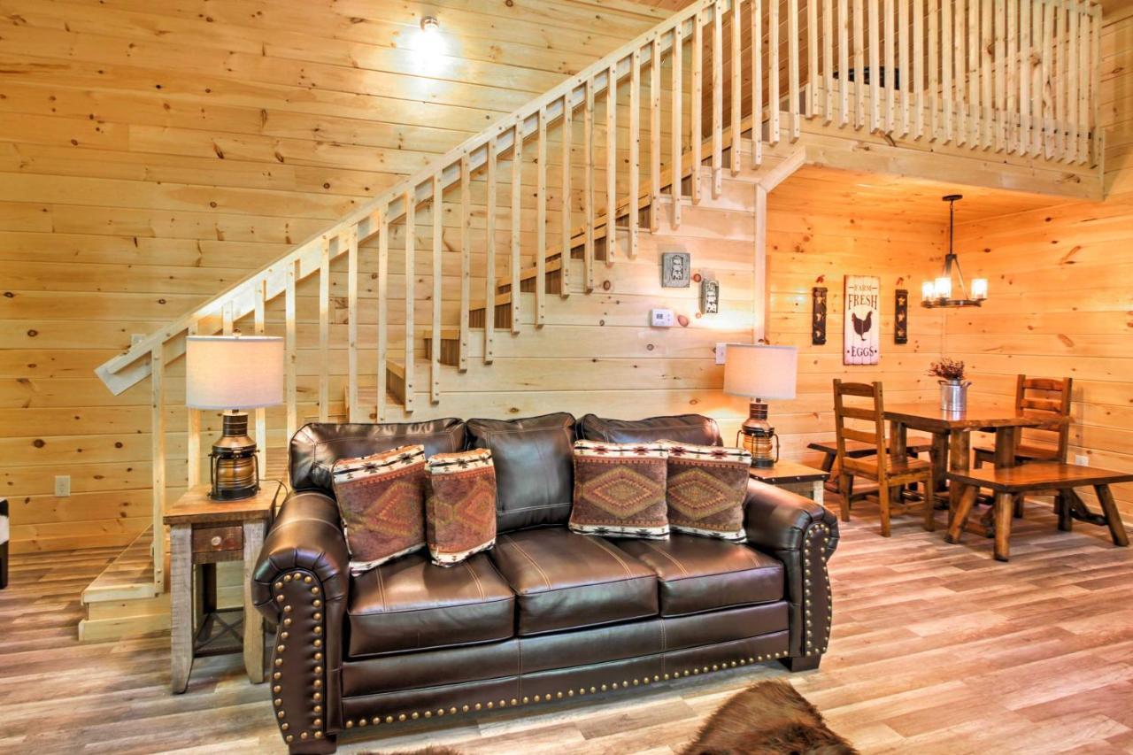 Gatlinburg Cabin With Hot Tub 5 Mi To Downtown Exterior foto